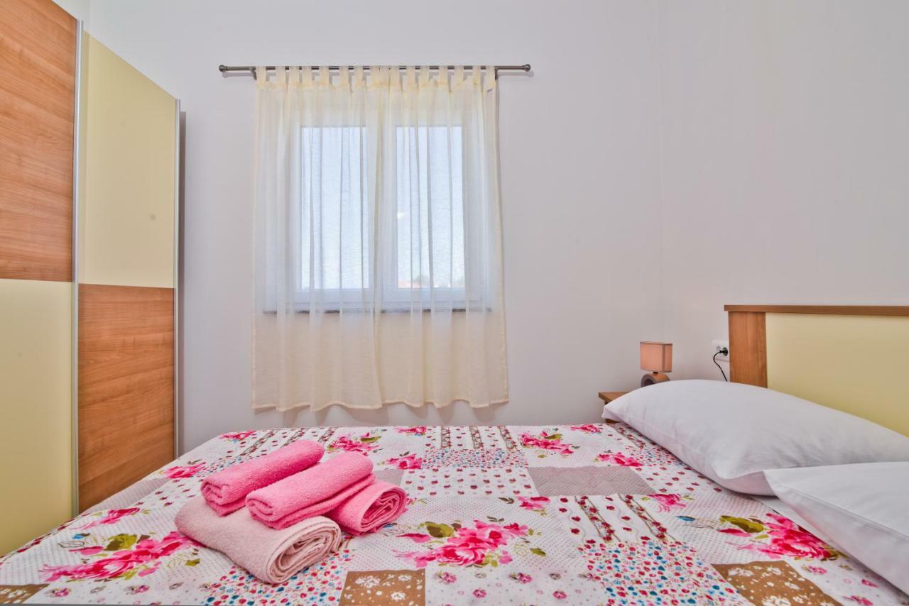 ורסי Apartments Mica מראה חיצוני תמונה