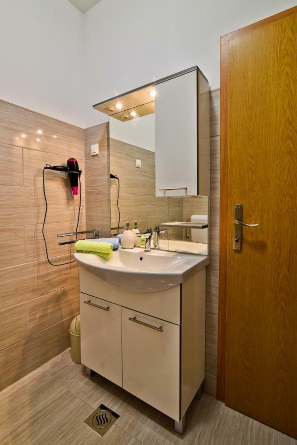 ורסי Apartments Mica מראה חיצוני תמונה