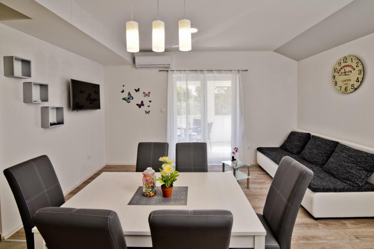 ורסי Apartments Mica מראה חיצוני תמונה