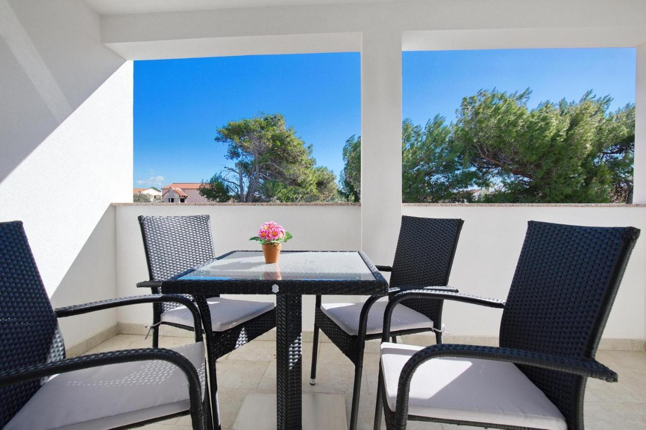 ורסי Apartments Mica מראה חיצוני תמונה
