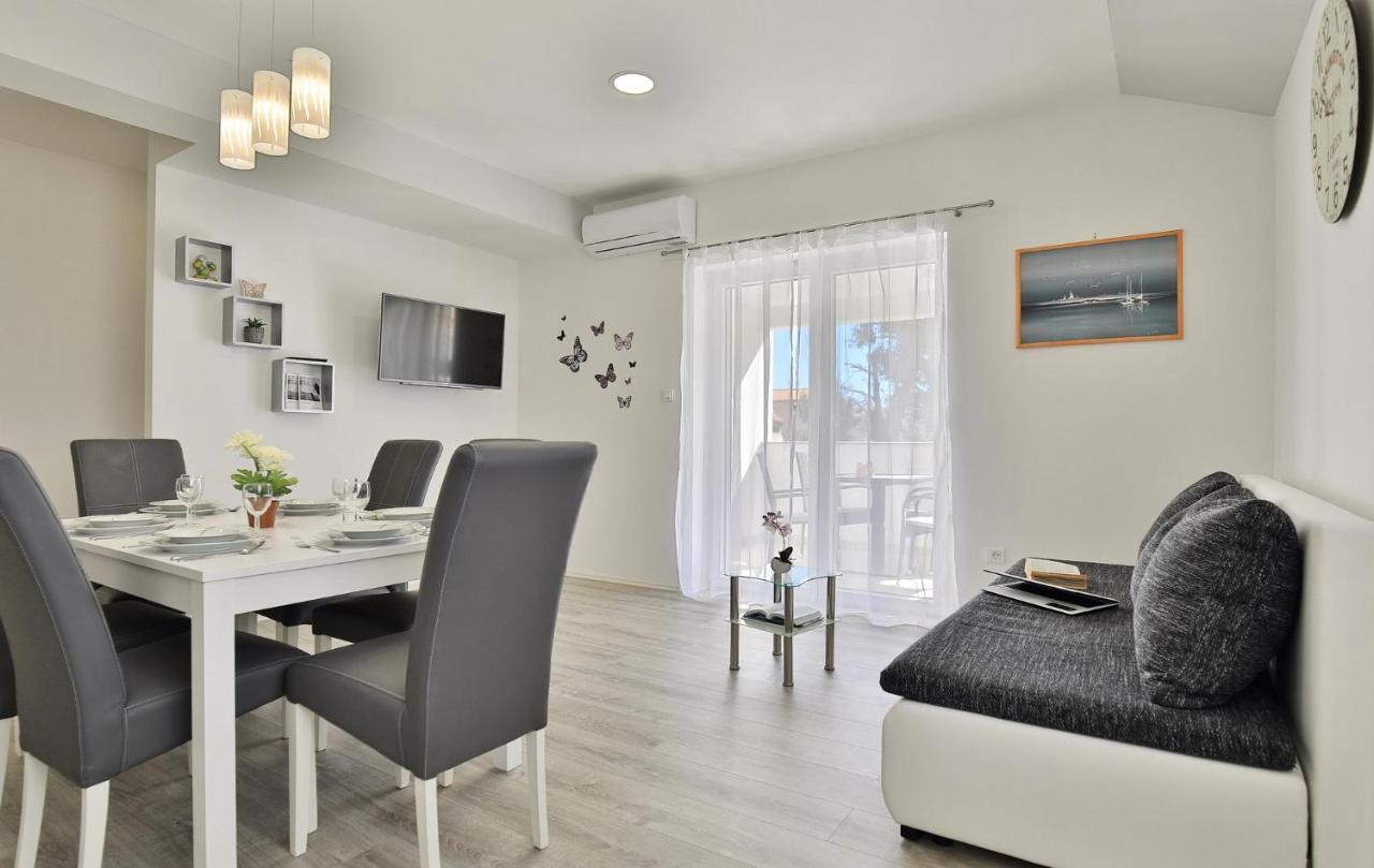 ורסי Apartments Mica מראה חיצוני תמונה