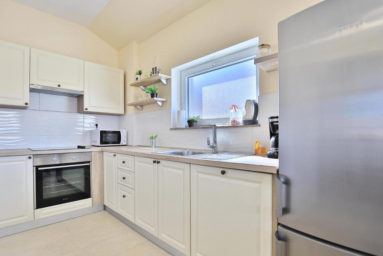 ורסי Apartments Mica מראה חיצוני תמונה