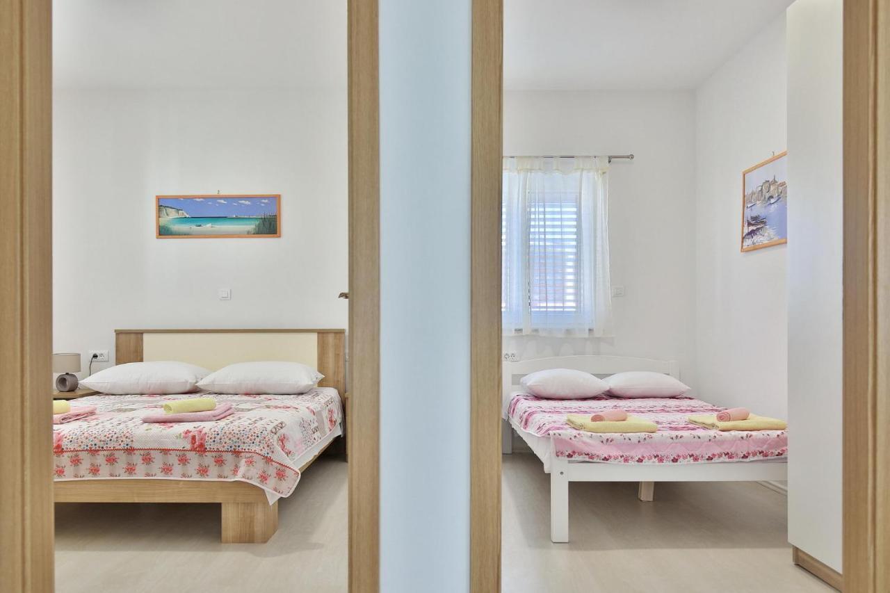 ורסי Apartments Mica מראה חיצוני תמונה